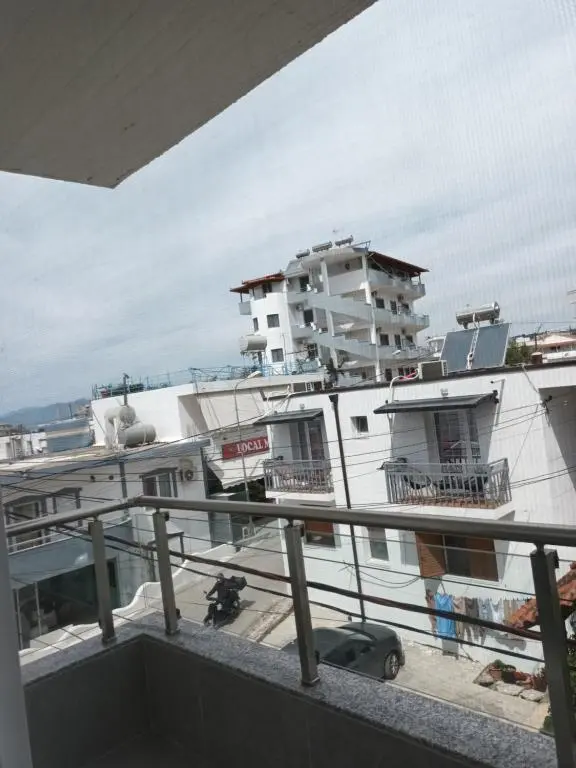 img_id_1205393.webp