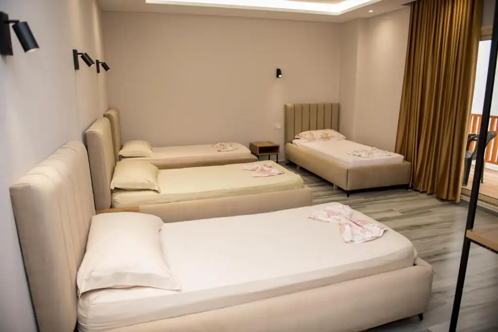 img_id_630947.webp