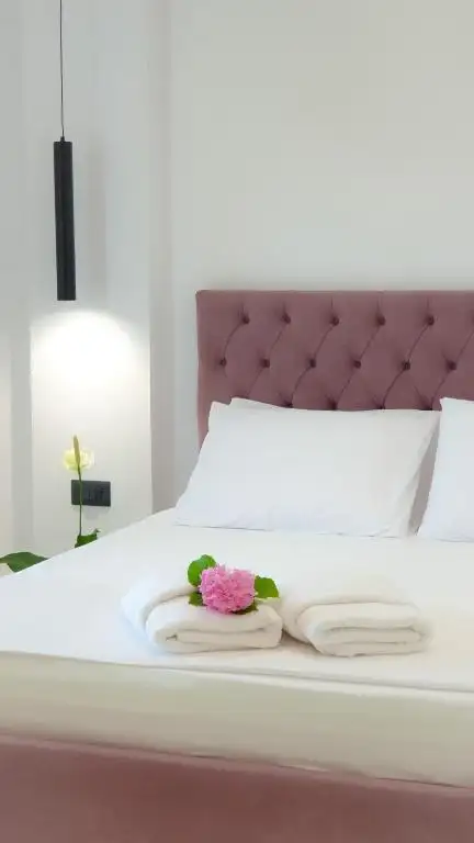 Double Room with Balcony image 15
