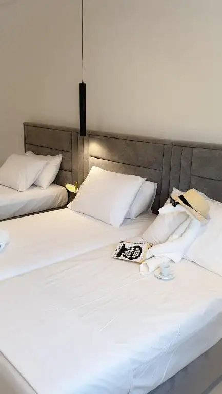 Triple Room image 22