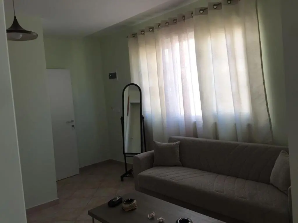 img_id_1074180.webp