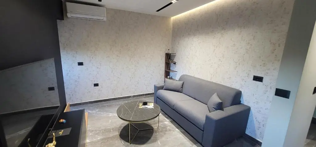 img_id_1052904.webp
