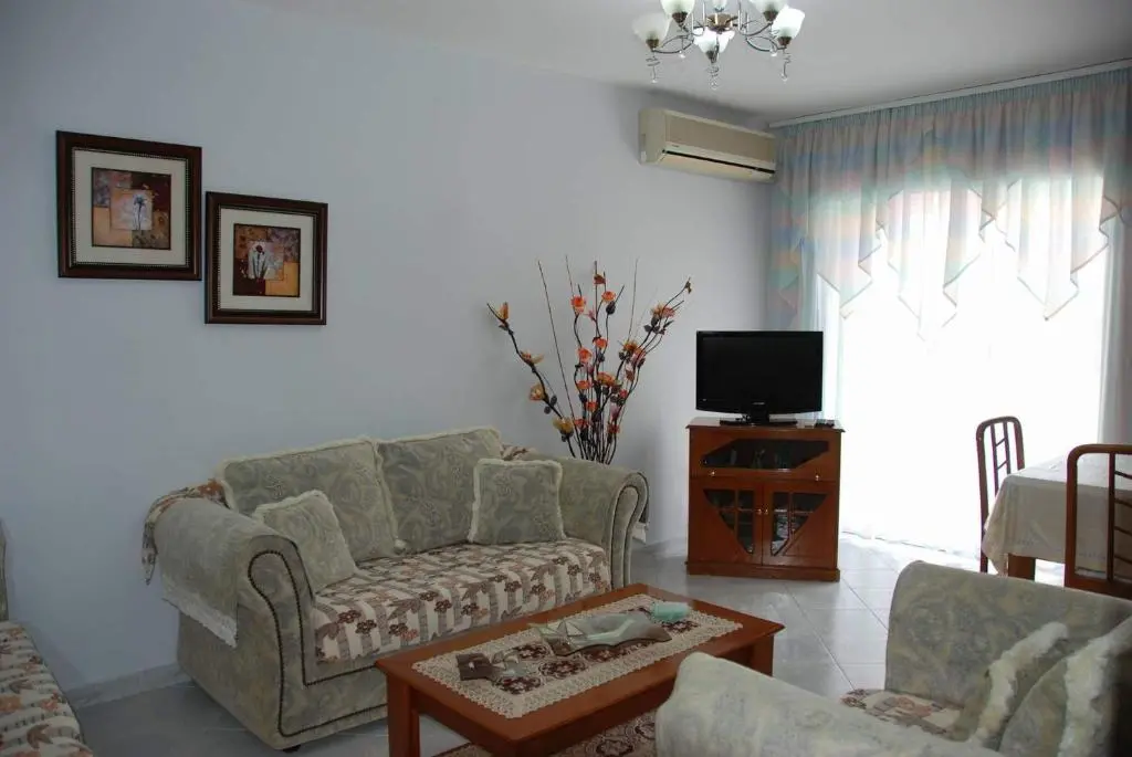img_id_1205041.webp