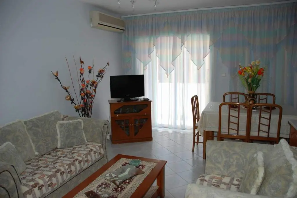 img_id_1205042.webp