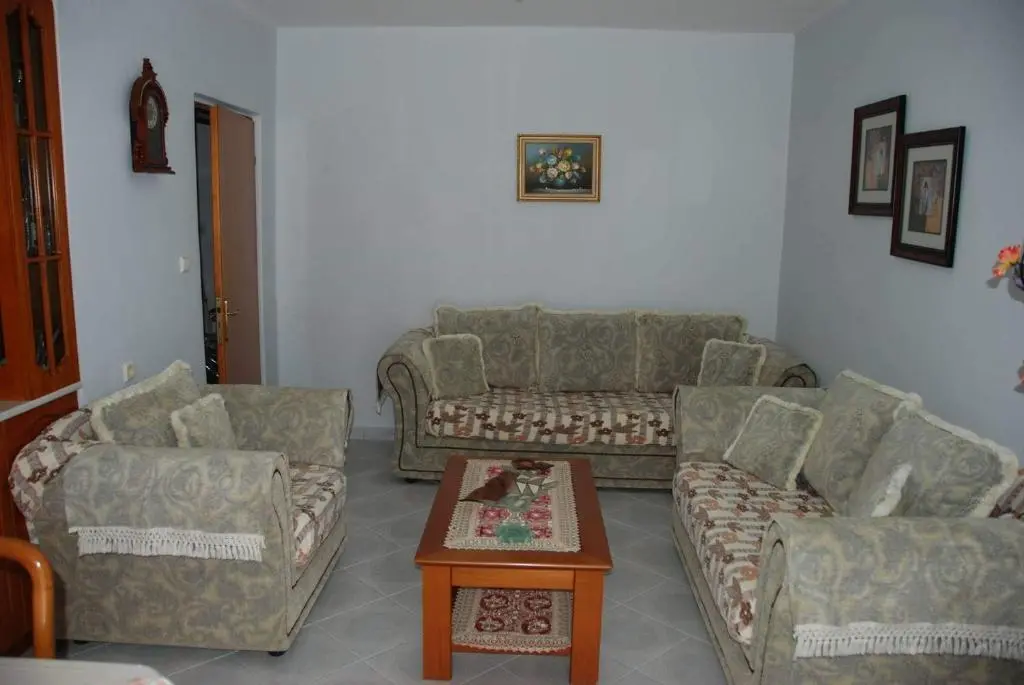 img_id_1205043.webp
