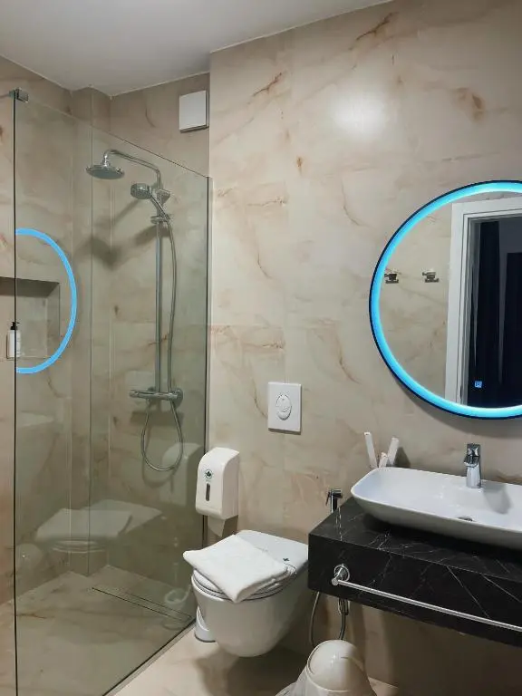 img_id_939787.webp