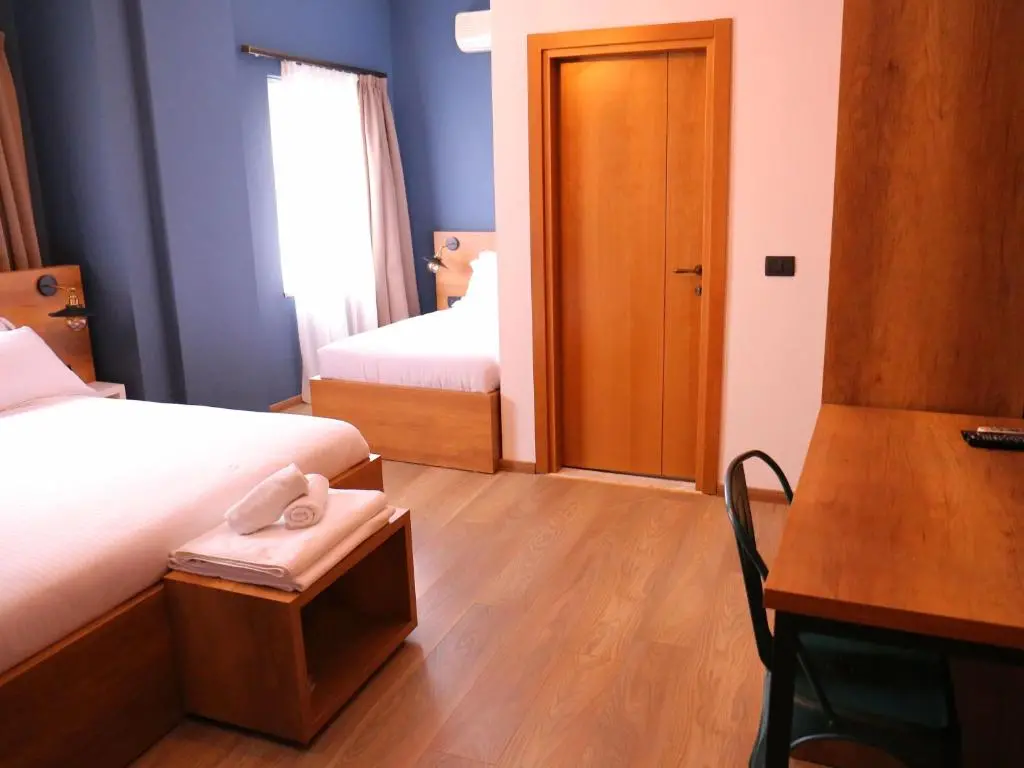 img_id_1034440.webp