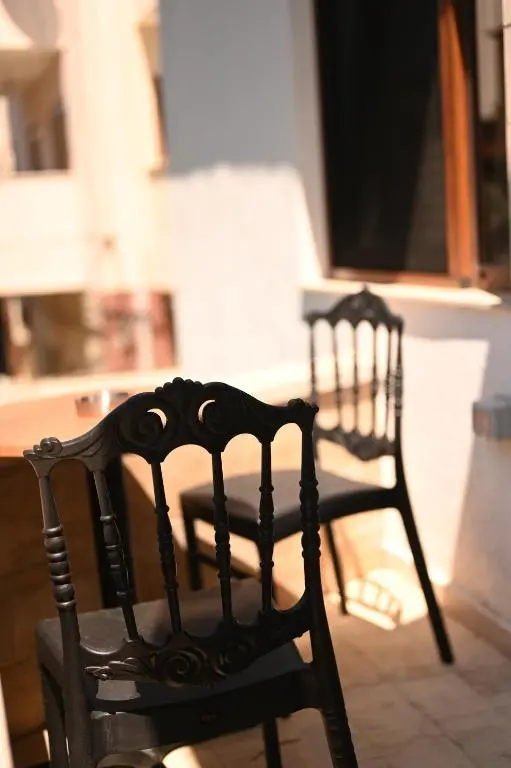img_id_1204879.webp
