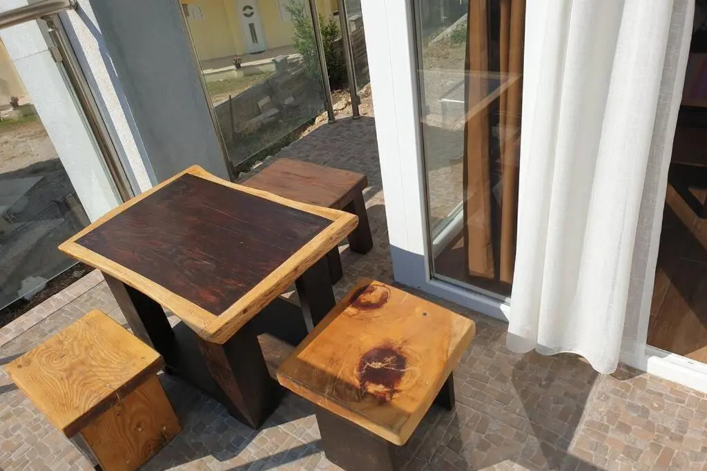 img_id_2333706.webp