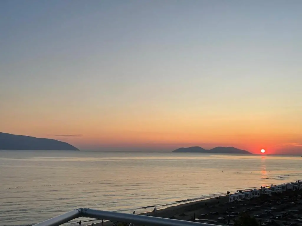 img_id_1708426.webp