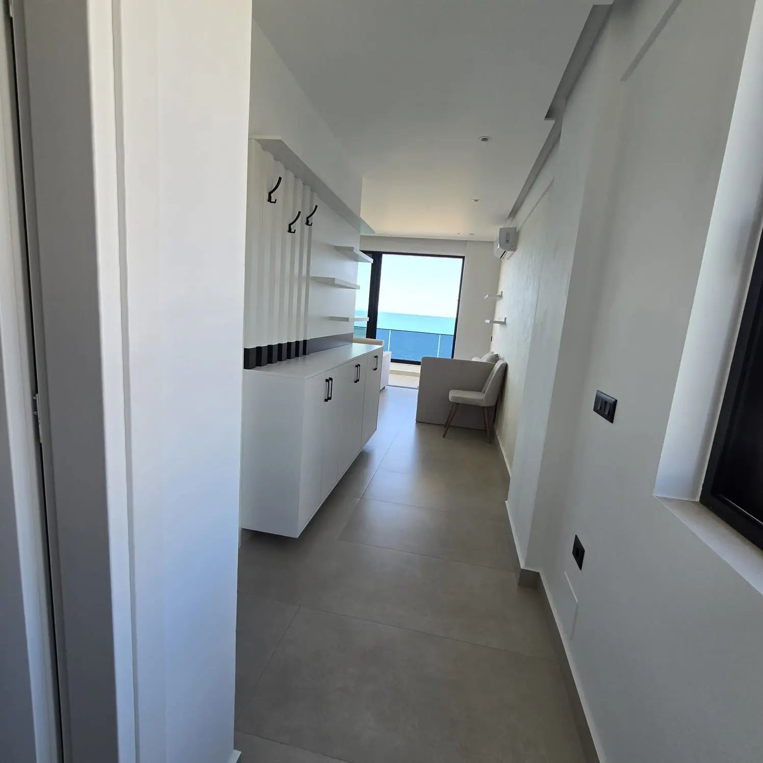 Apartment with Sea View image 4