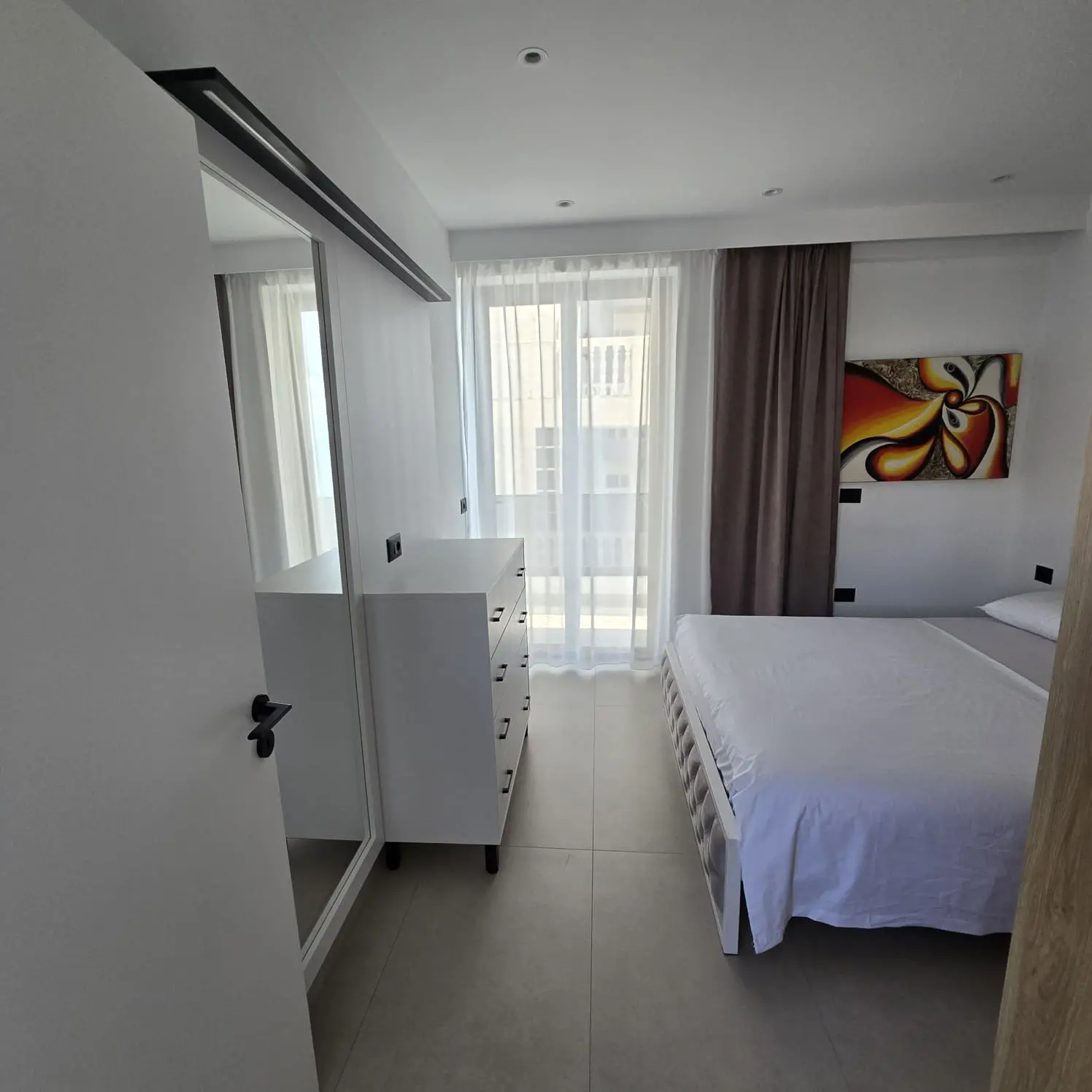 Apartment with Sea View image 5