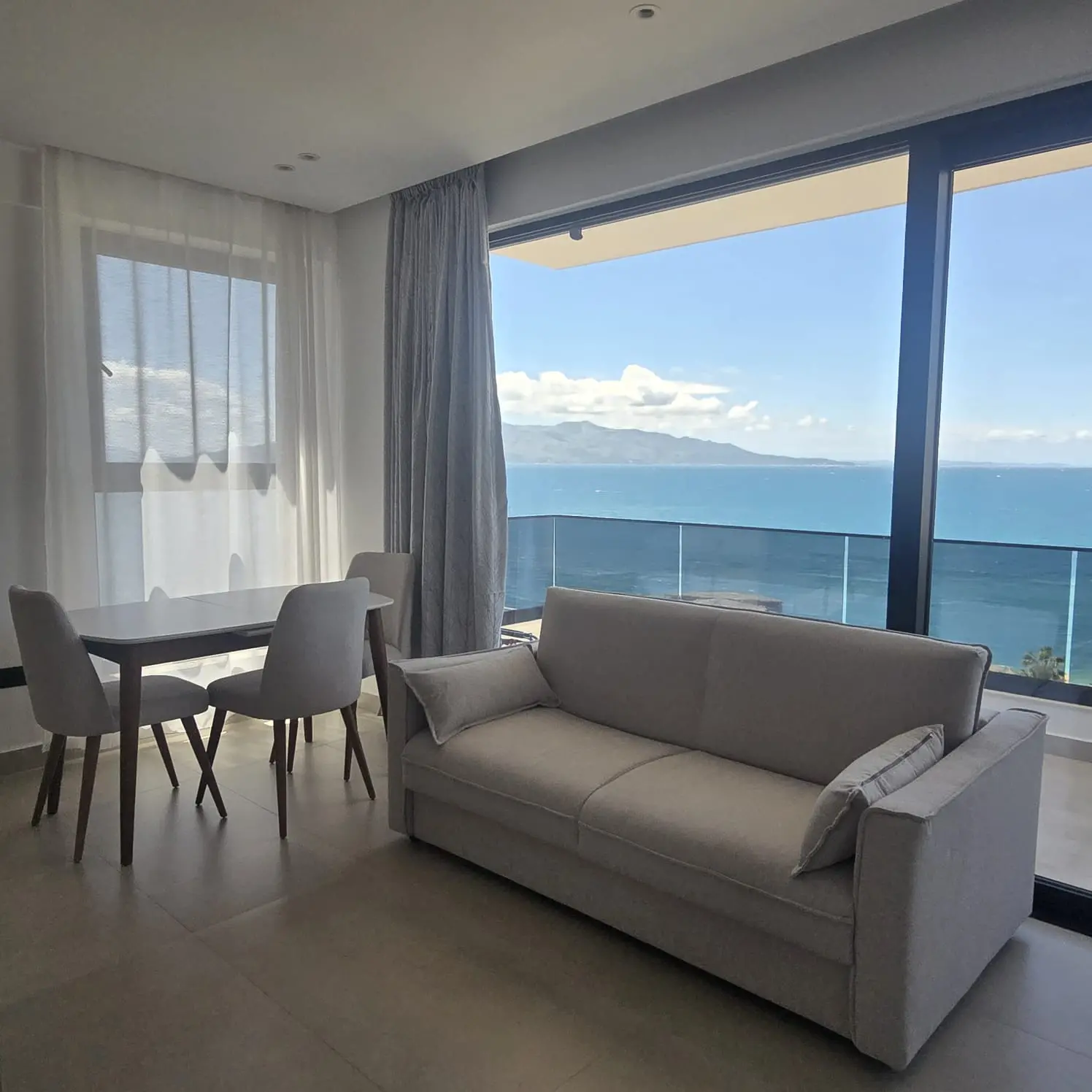 Apartment with Sea View image 10