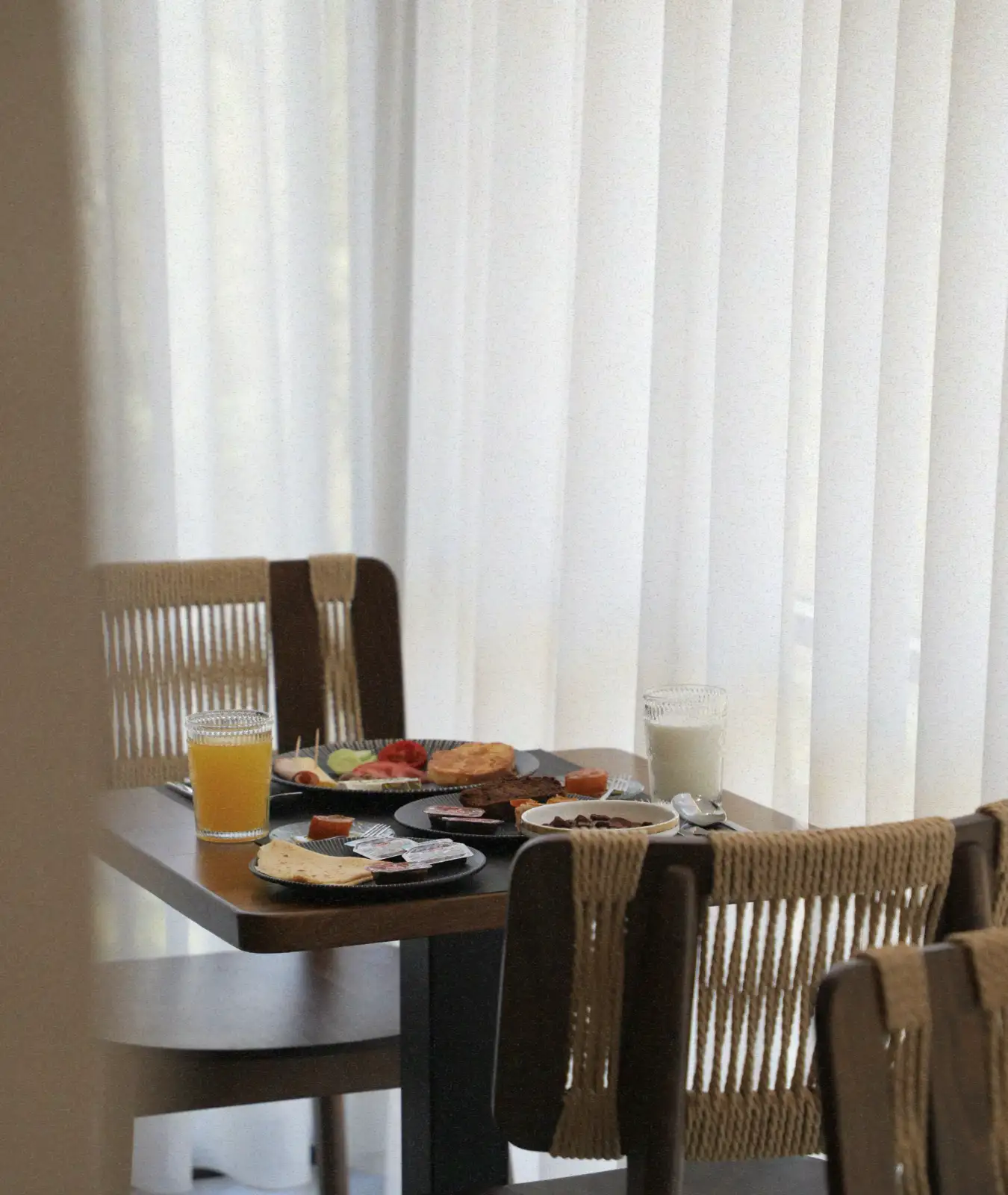 img_id_693359.webp