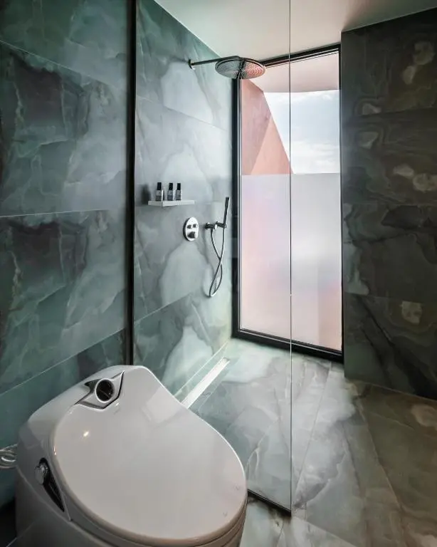 img_id_1024326.webp