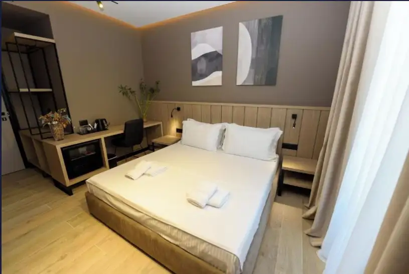 Double Room with Mountain View image 10