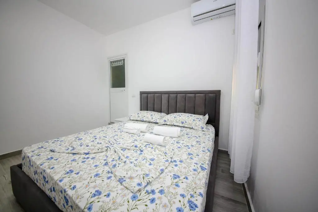 img_id_1203422.webp