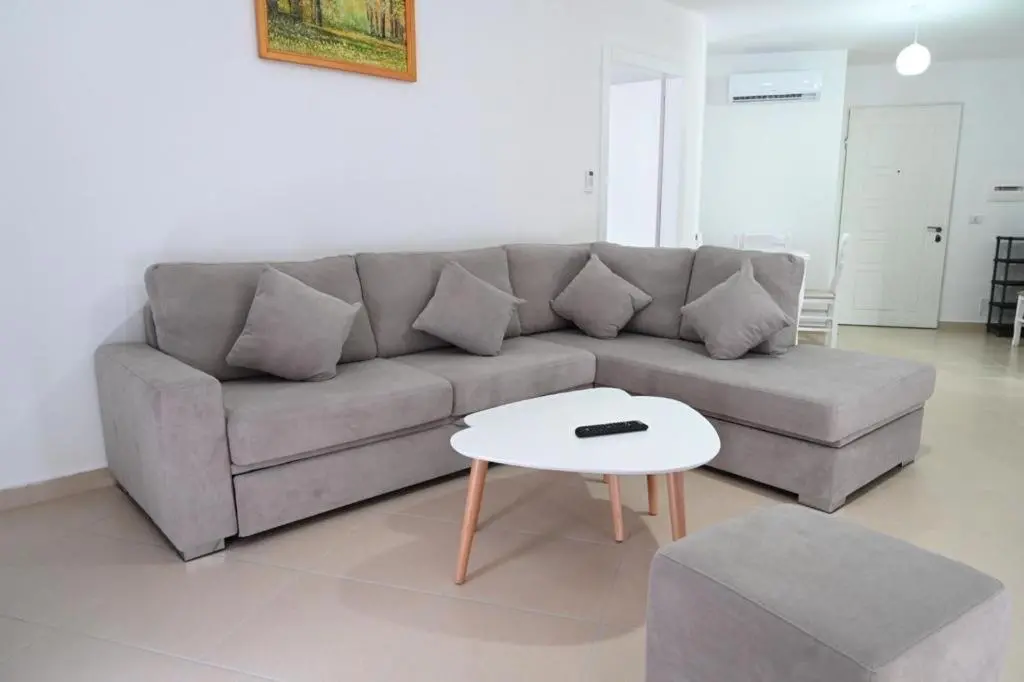 img_id_1203435.webp