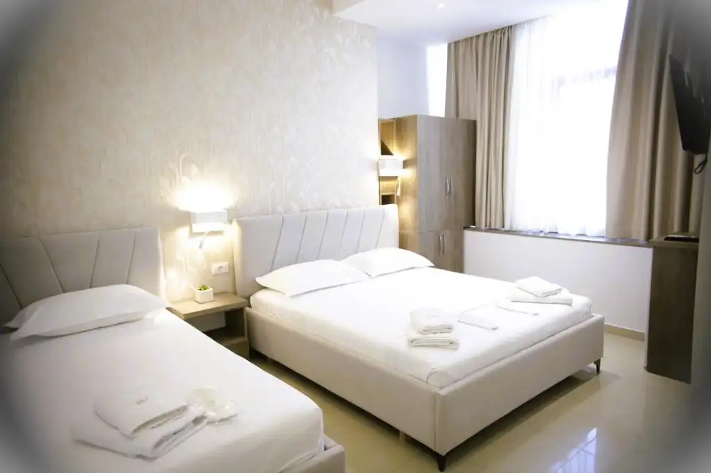 img_id_689395.webp