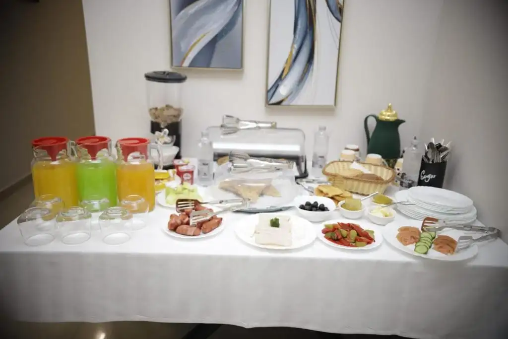 img_id_689403.webp