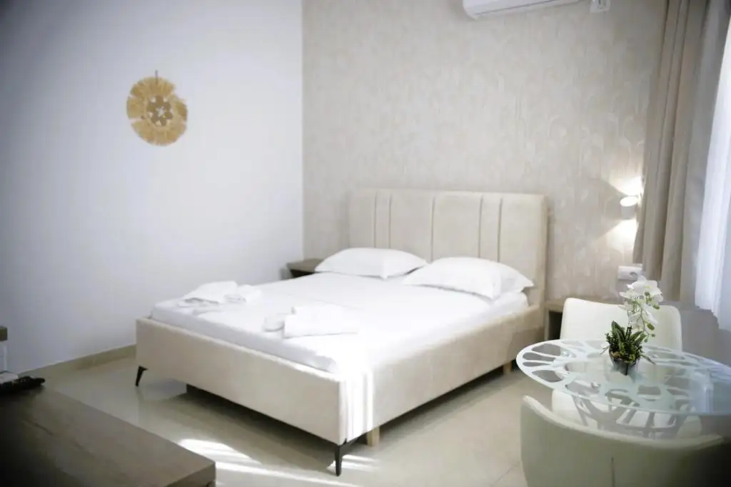 img_id_689435.webp