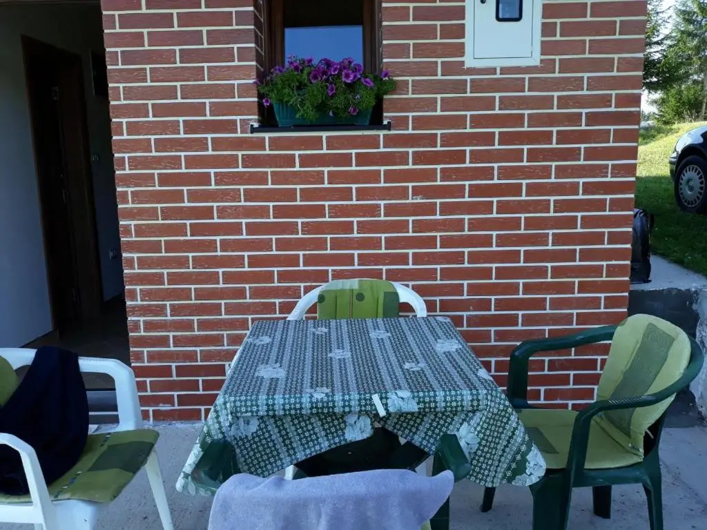 img_id_2328662.webp