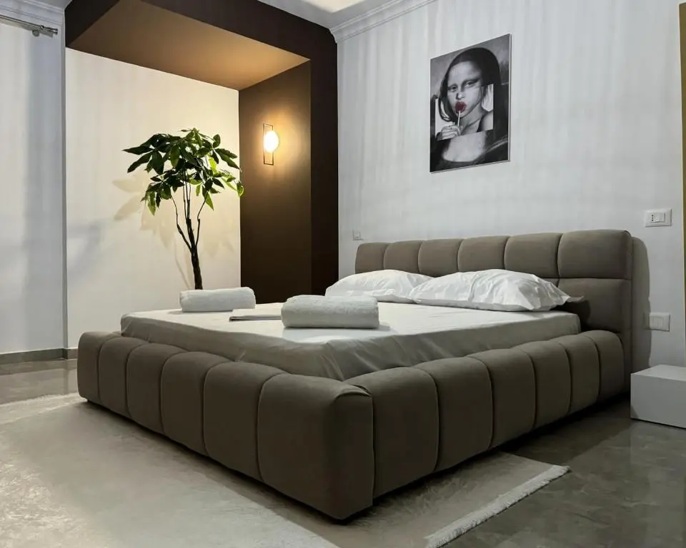 img_id_1018124.webp