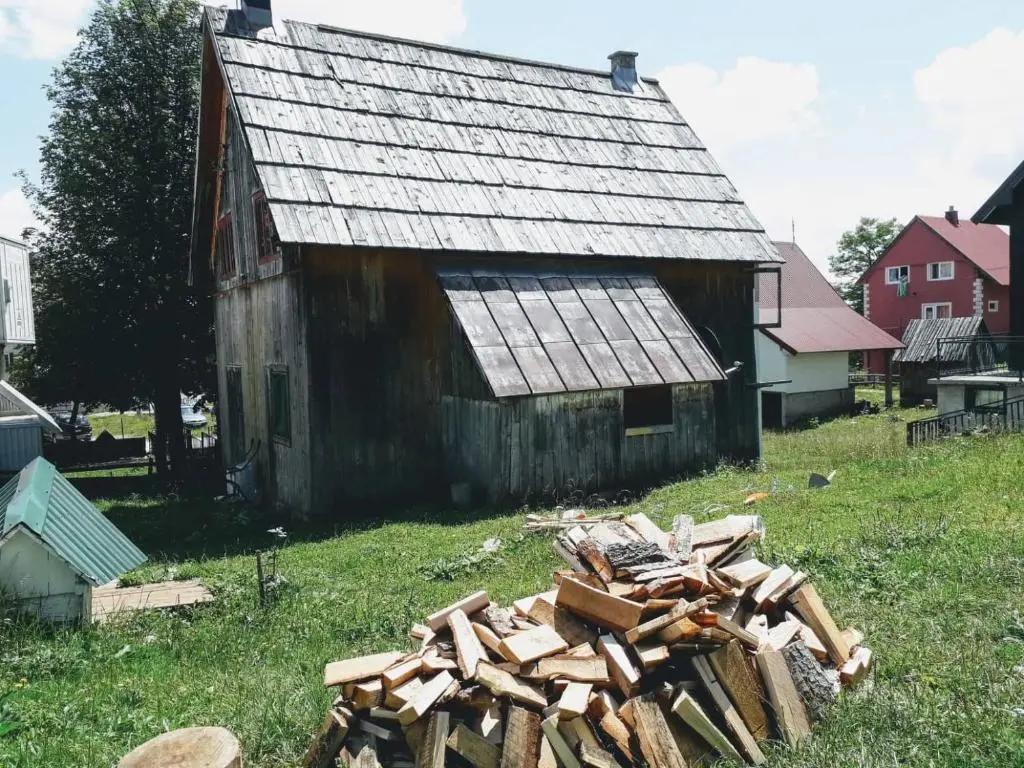 img_id_2327237.webp