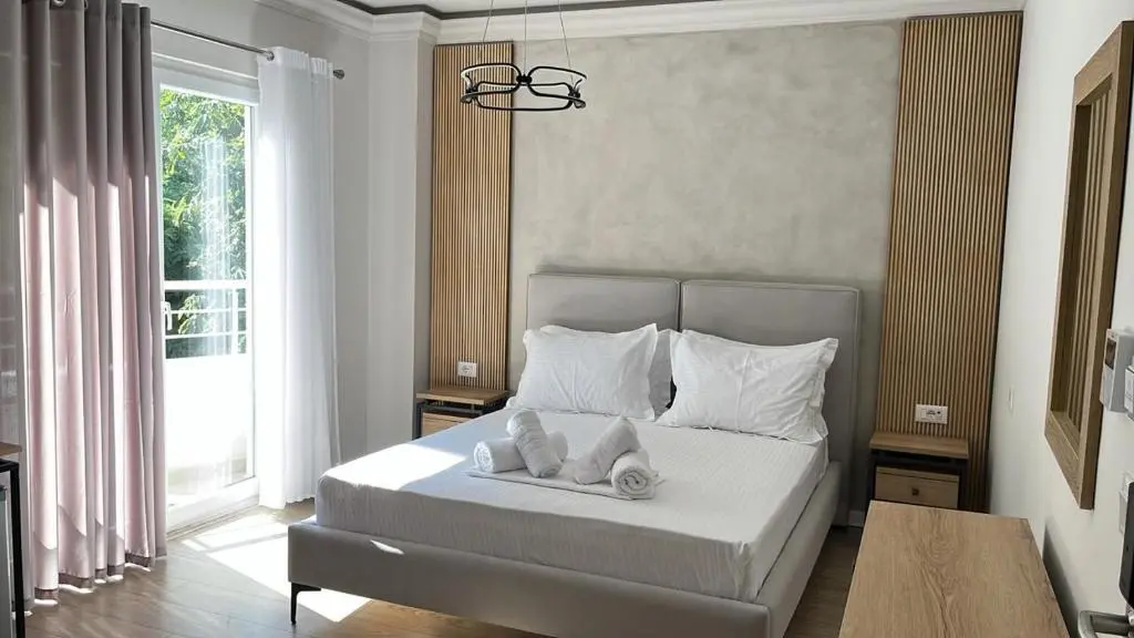 img_id_883905.webp
