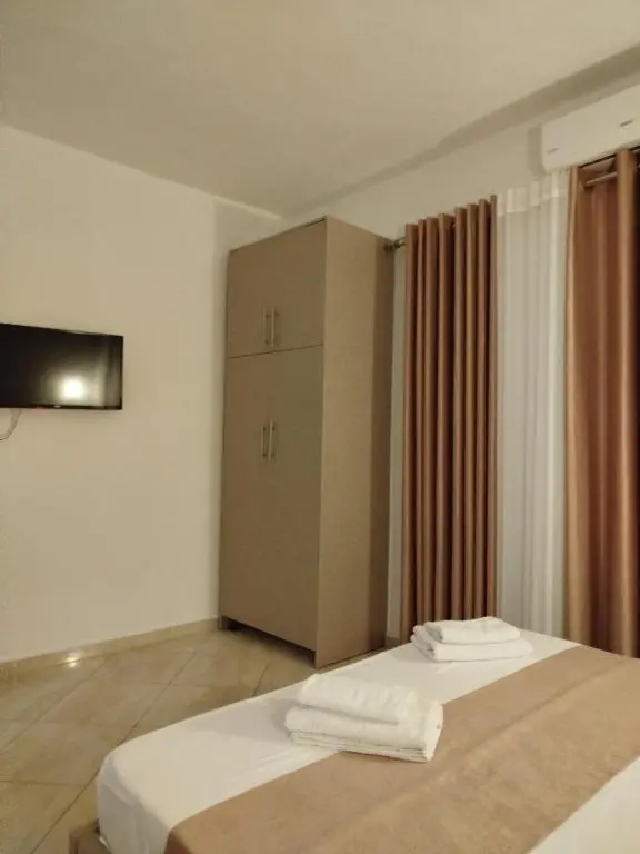 img_id_892520.webp