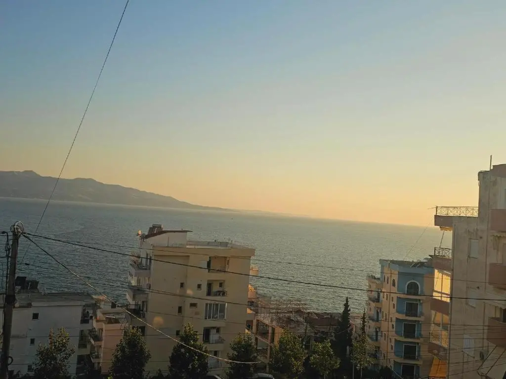 img_id_891024.webp