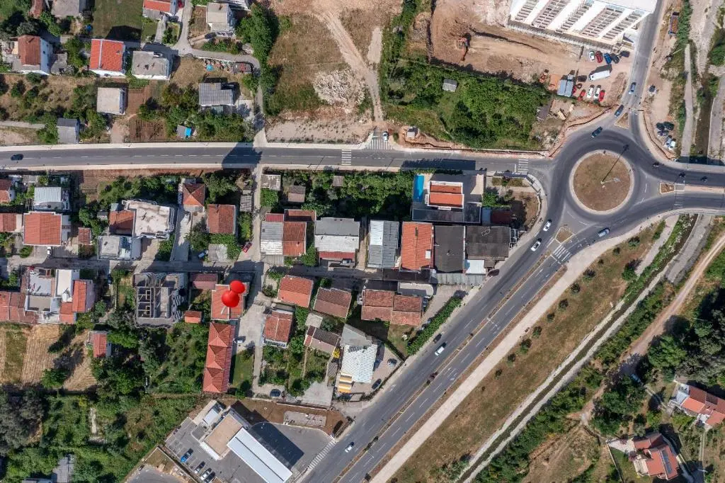 img_id_2322405.webp