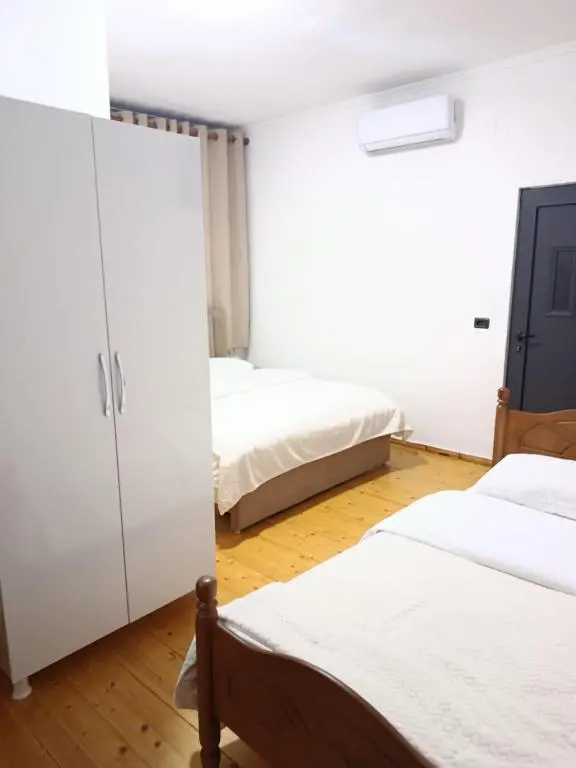 img_id_941726.webp