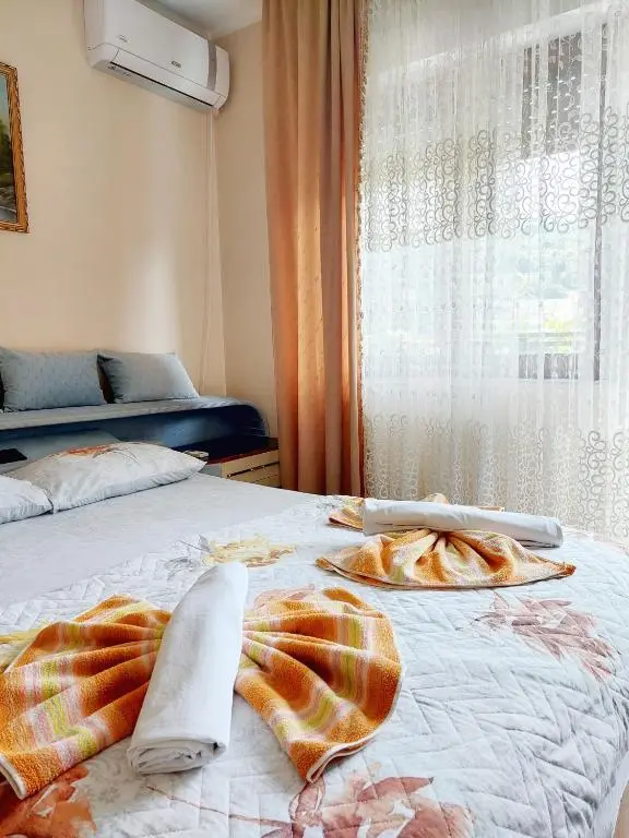 img_id_2320746.webp