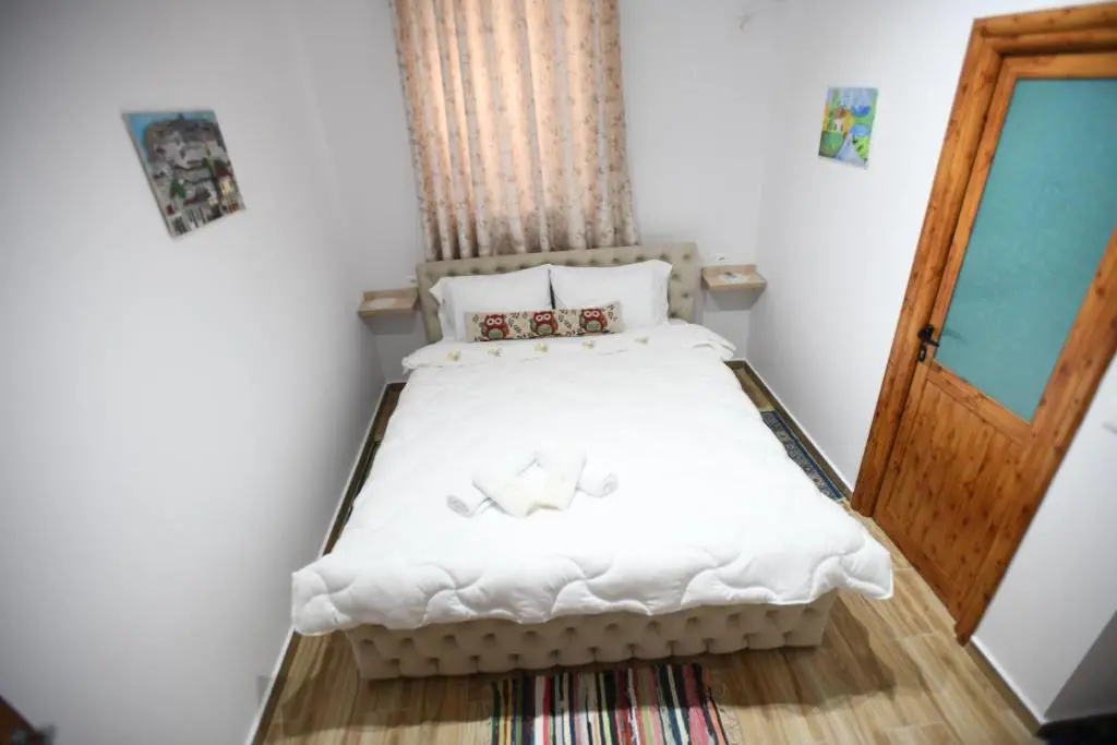 img_id_1386202.webp