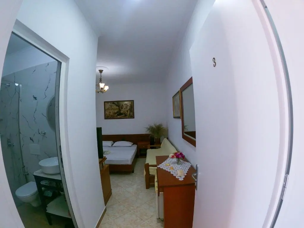 img_id_1387127.webp