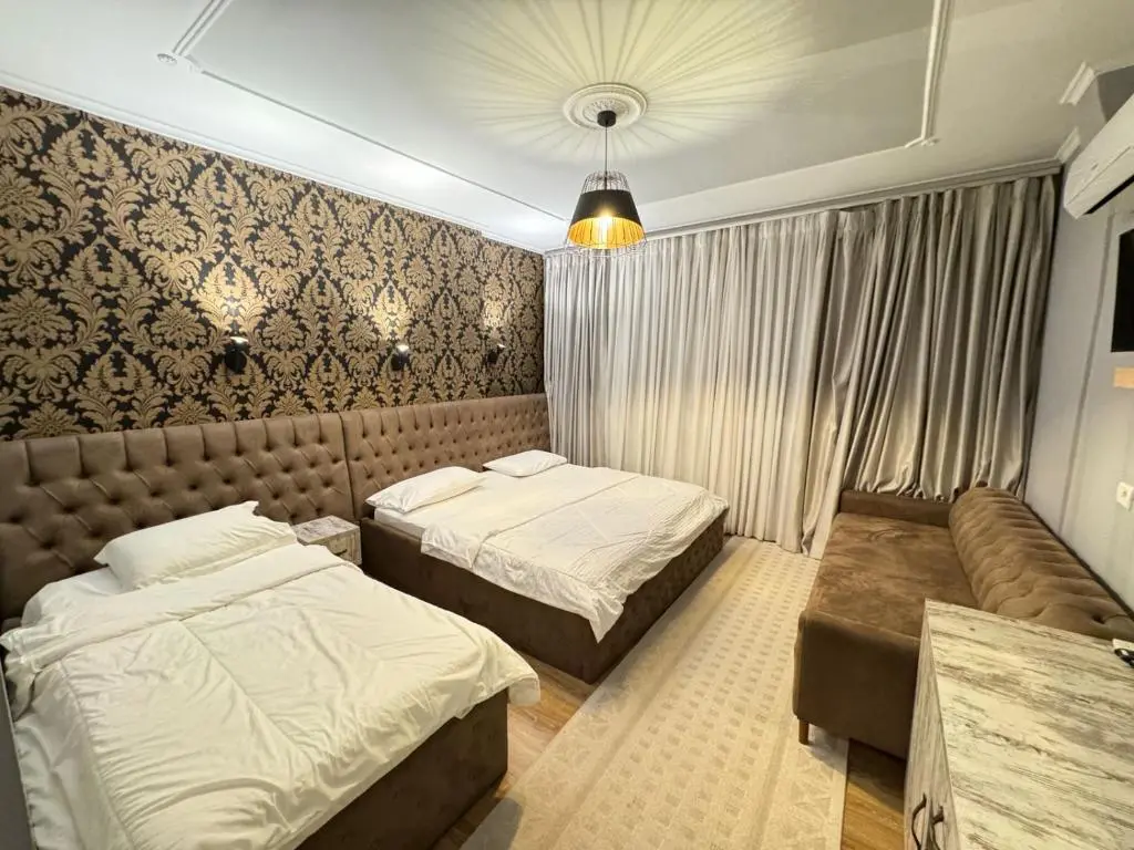 img_id_952860.webp