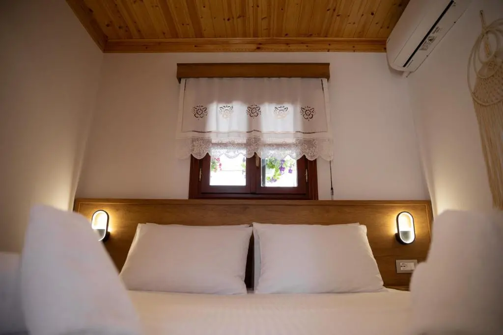 img_id_1703179.webp
