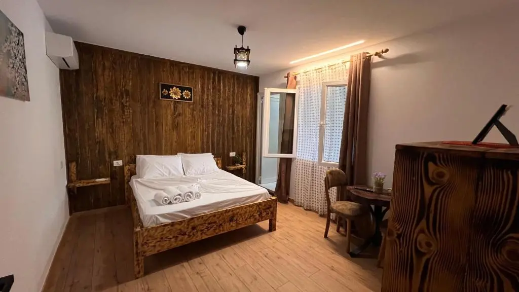 img_id_882920.webp