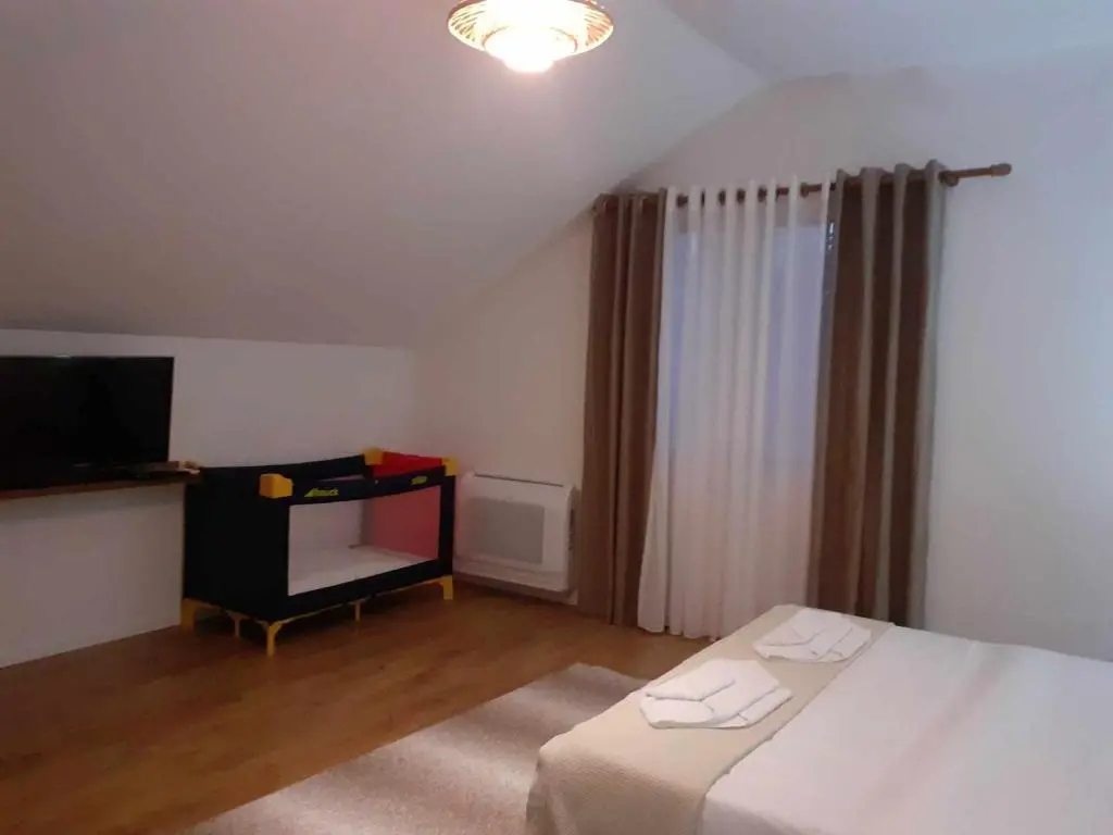 img_id_881704.webp
