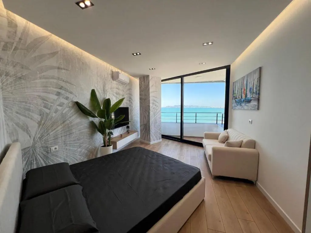 img_id_876146.webp