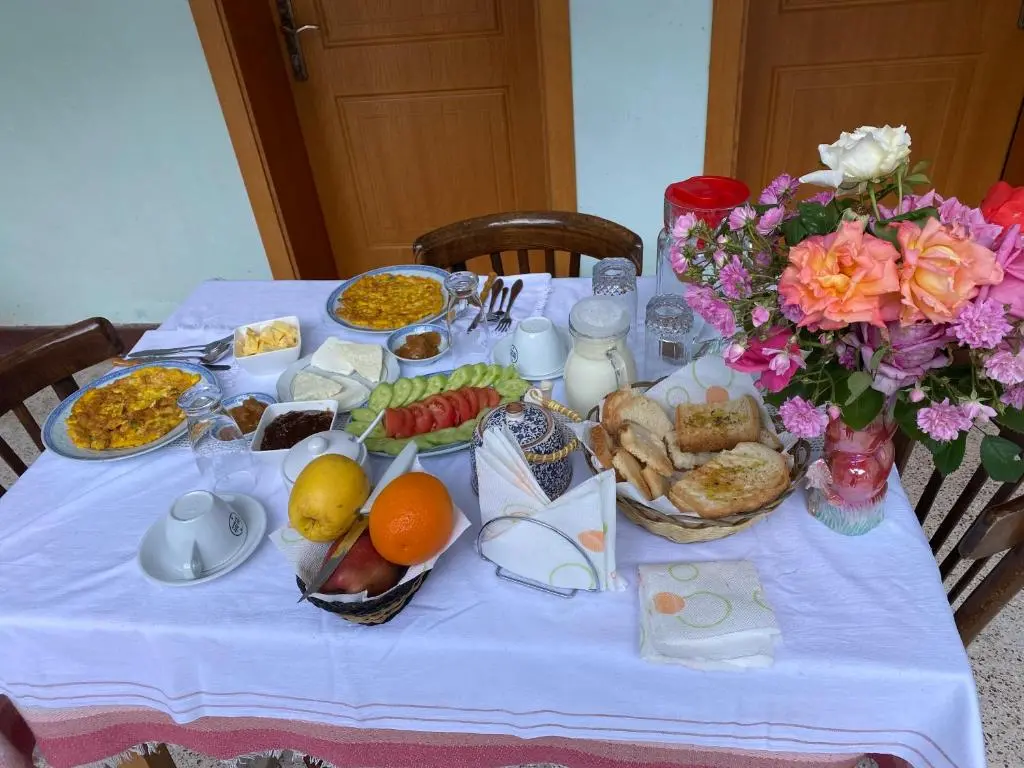 img_id_1673037.webp