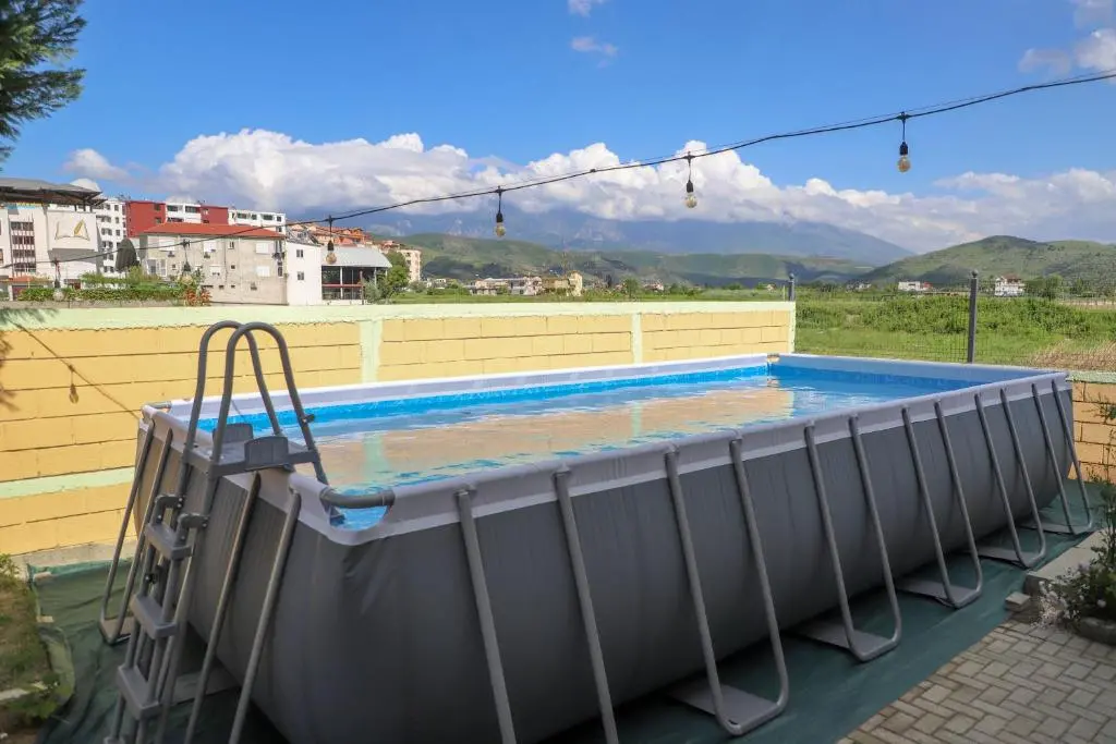 img_id_951838.webp