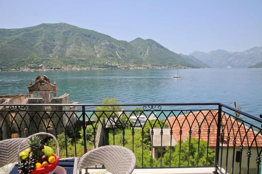 img_id_2308308.webp