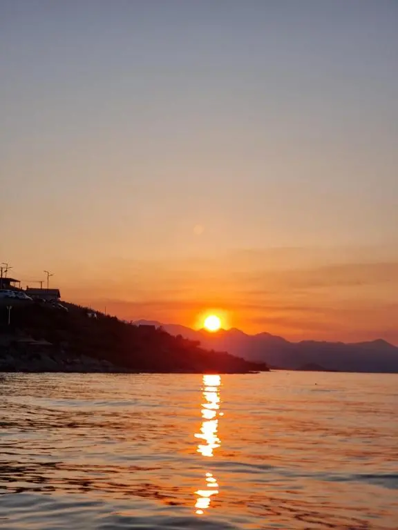 img_id_1042575.webp