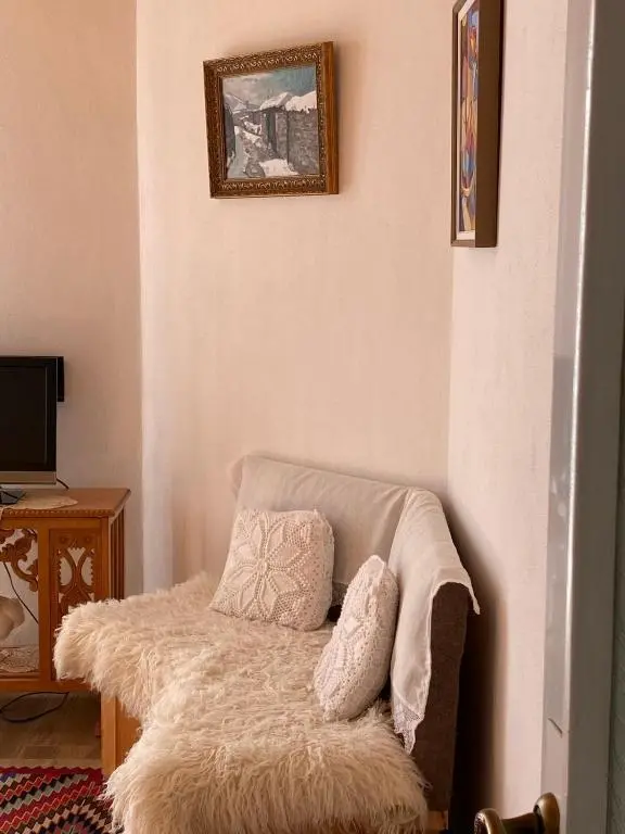 img_id_990887.webp