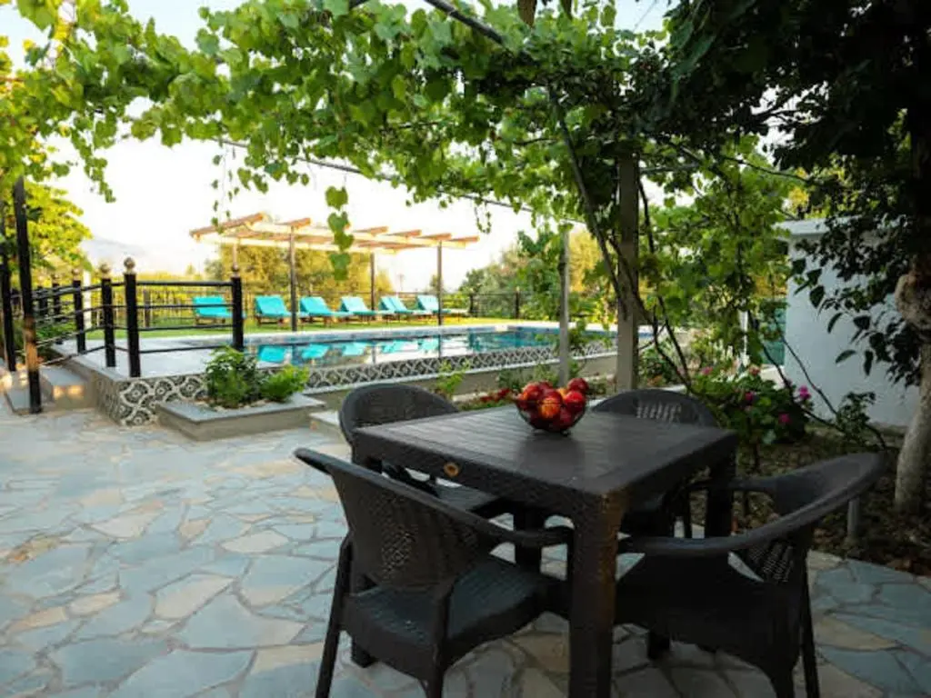 img_id_866157.webp
