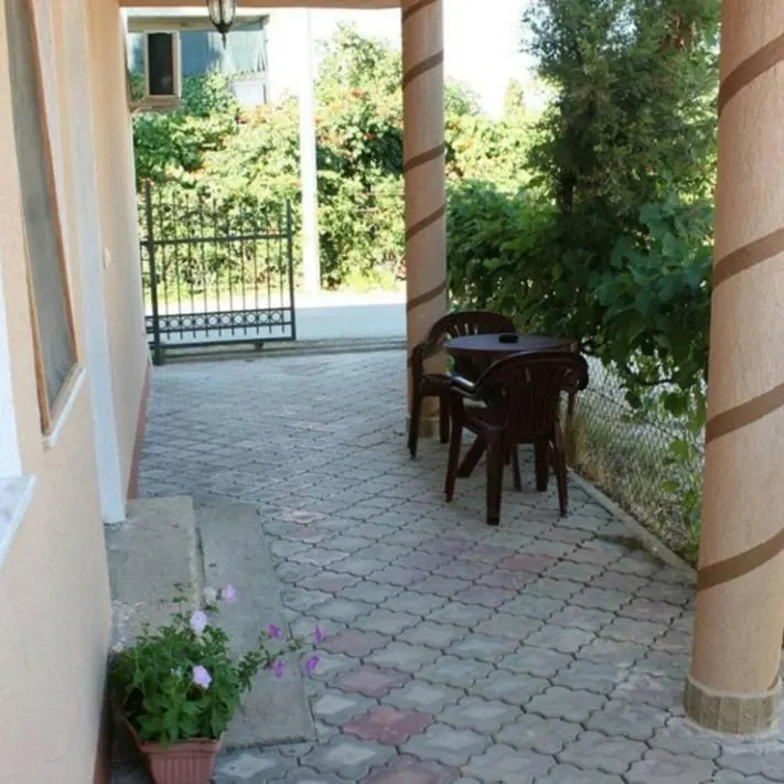 img_id_2306674.webp