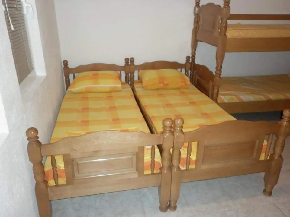 img_id_2306678.webp