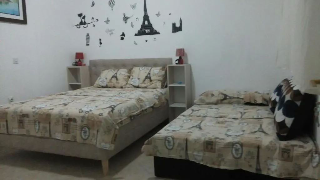 img_id_2303451.webp